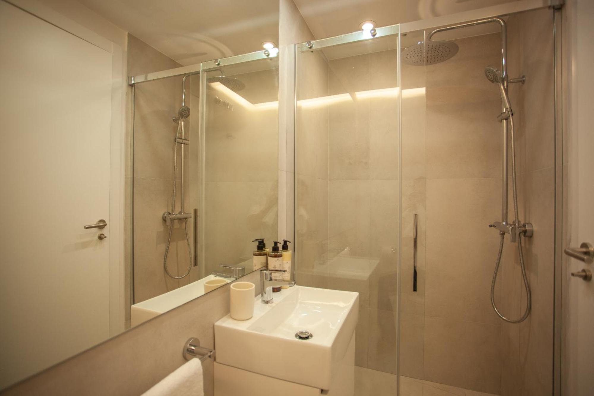 Apartment In Chamberi Madrid Room photo