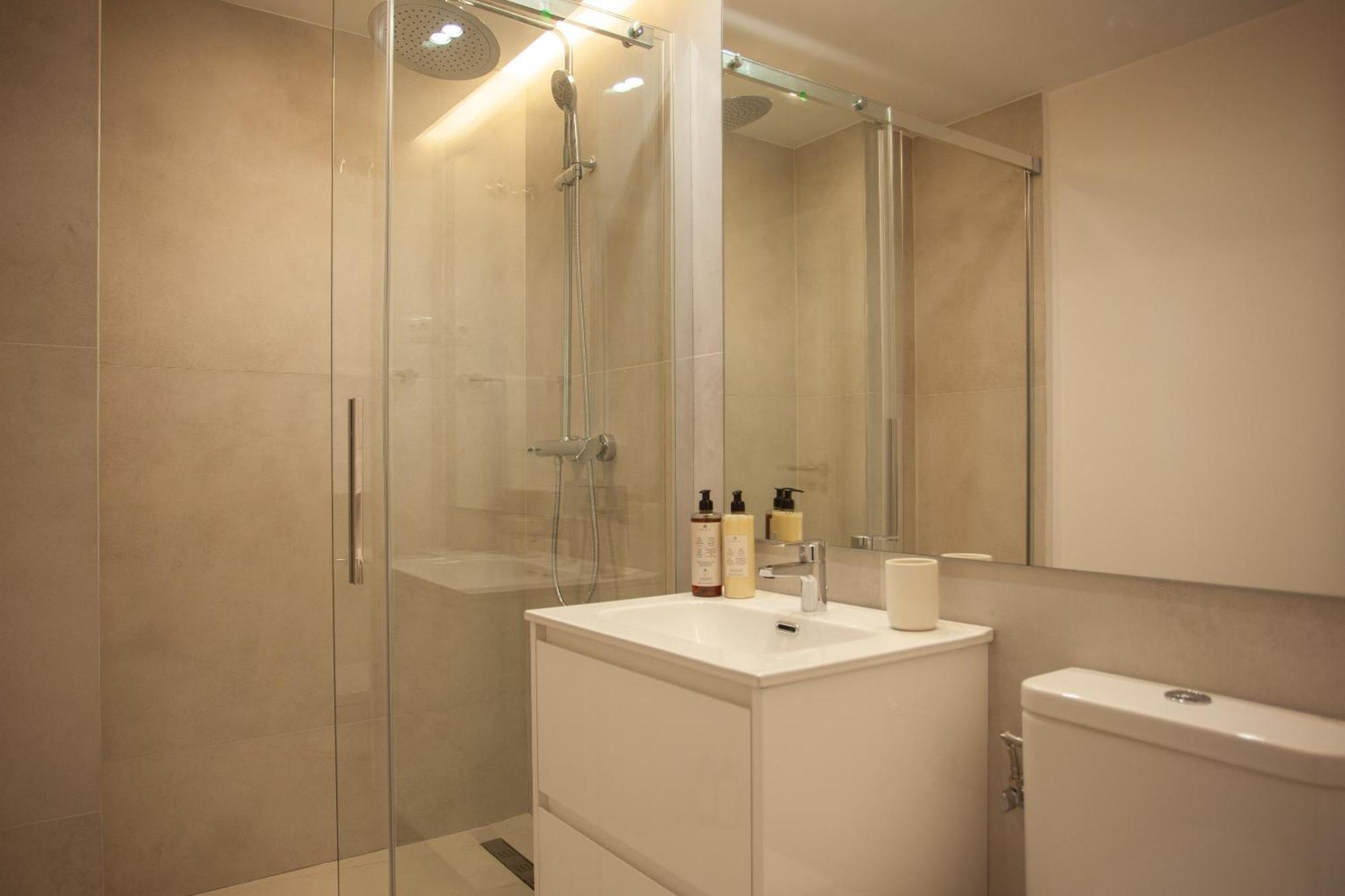 Apartment In Chamberi Madrid Room photo